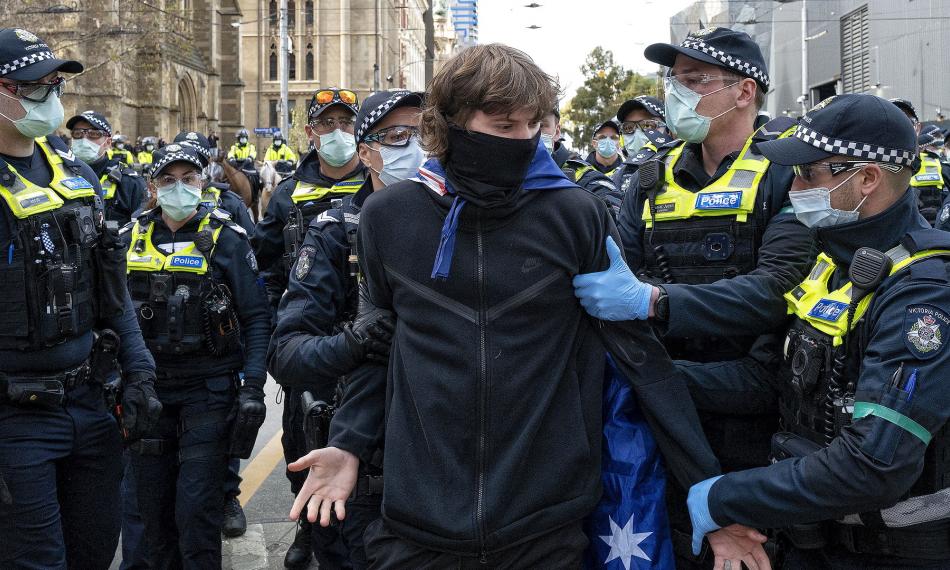 sekstant Medicinsk sagde Nej, politiet har ikke lukket for internettet i Australien. Det kan de slet  ikke | Tjekdet